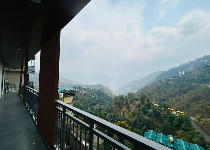 White Breeze 3Bhk Flexigo Stays Shimla